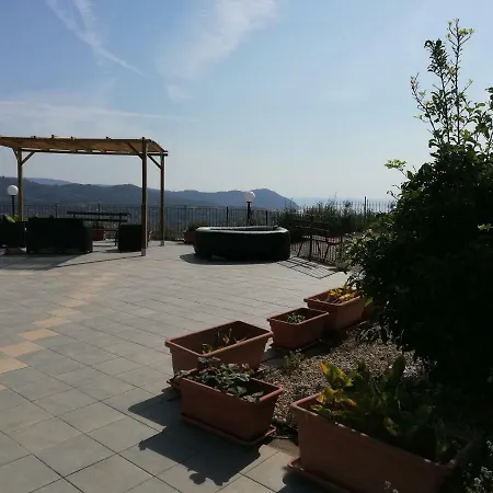 Holiday home Incantevole Vistamare *