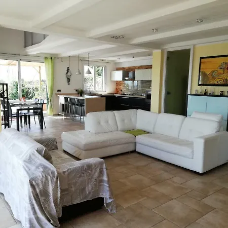 Incantevole Vistamare Holiday home Poggi